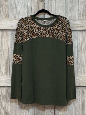 Sunshine and Rodeo Olive Green Leopard Accent Long Sleeve Top sz 2 XL